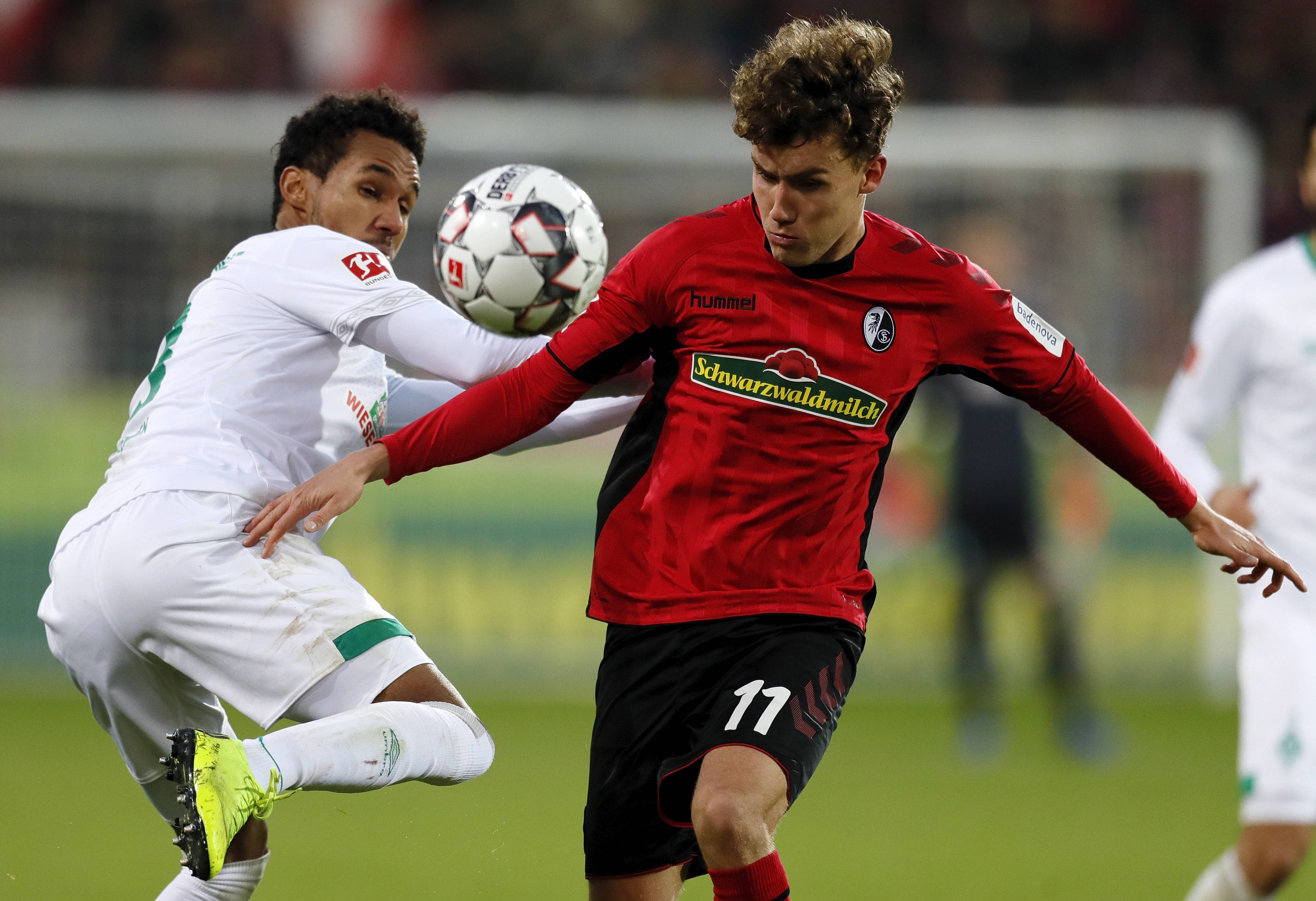 包含转折点菲尼克斯太阳战术微调,德甲国际比赛日攻防权衡,震撼外界,身体对抗强度拉满的词条 包含转折点菲尼克斯太阳战术微调,德甲国际比赛日攻防权衡,震撼外界,身体对抗强度拉满的词条