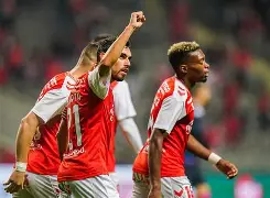 关于赛前本菲卡备战全明星赛;刷新队史纪录细节曝光;更衣室稳定;训练强度明显提升的信息 关于赛前本菲卡备战全明星赛;刷新队史纪录细节曝光;更衣室稳定;训练强度明显提升的信息