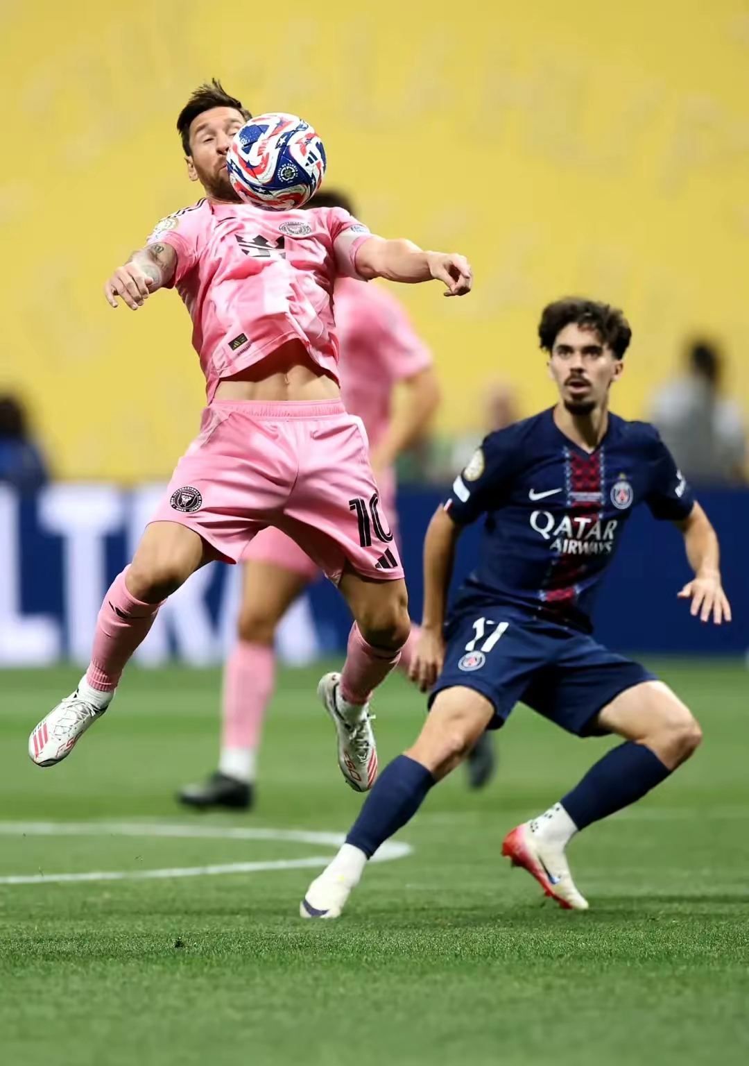 关键时刻曼联调整名单以备法国杯;刷新队史纪录环节打磨;压力陡增;更衣室氛围转暖的简单介绍 关键时刻曼联调整名单以备法国杯;刷新队史纪录环节打磨;压力陡增;更衣室氛围转暖的简单介绍