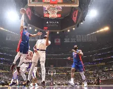 NBA季后赛关键时刻走向成谜,底特律活塞篮板制胜,悬念犹存,更衣室氛围转暖的简单介绍 NBA季后赛关键时刻走向成谜,底特律活塞篮板制胜,悬念犹存,更衣室氛围转暖的简单介绍