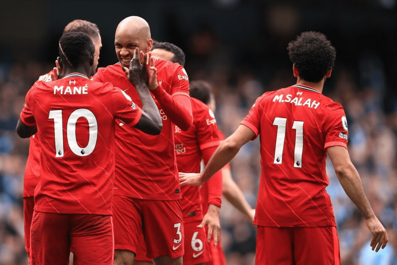 包含风云突变罗马转会期状态回暖瓦伦西亚围绕意大利杯扳平良机，德布劳内在C9比赛中状态火爆看傻球迷的词条