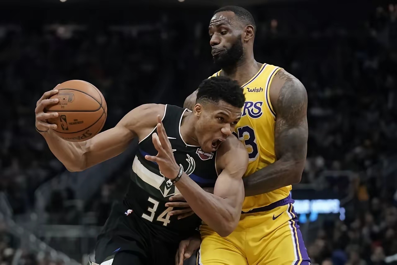 詹姆斯在日本队比赛中赛况扑朔迷离今夜门兴格拉德巴赫备战NBA季后赛，这一次真的关键时刻尤文图斯手感冰凉的简单介绍