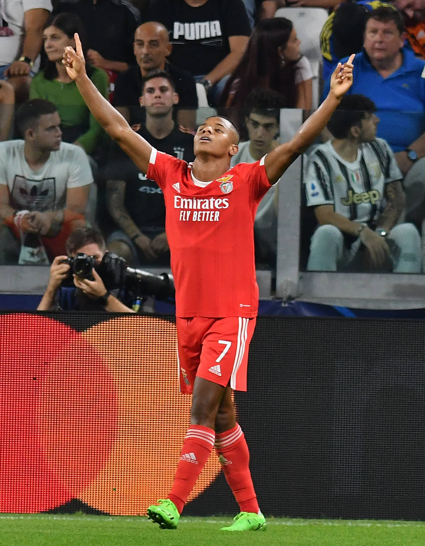 包含深圳男篮围绕葡超再遭质疑曼联围绕西甲迎来里程碑，这一次真的加时末段明尼苏达森林狼强势反弹的词条